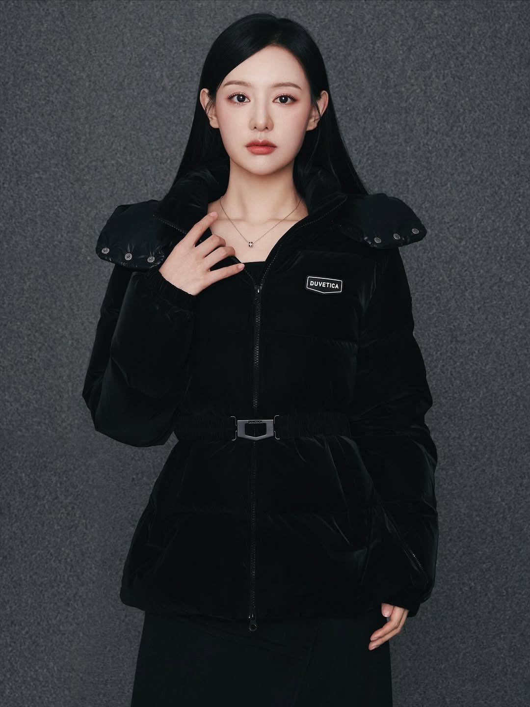 [잡담] 251022 김지원 인스타 🤍❄️🖤 | 인스티즈
