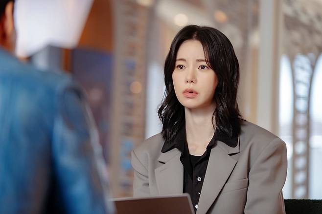 [정보/소식] '18살차' 이정재♥임지연 '혐관'에서 정들어 (얄미운 사랑) | 인스티즈