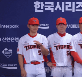 [잡담] 작년 코시 미데에서 도영이₍ᵔ= ◔ᴗ◔ =ᵔ₎ | 인스티즈