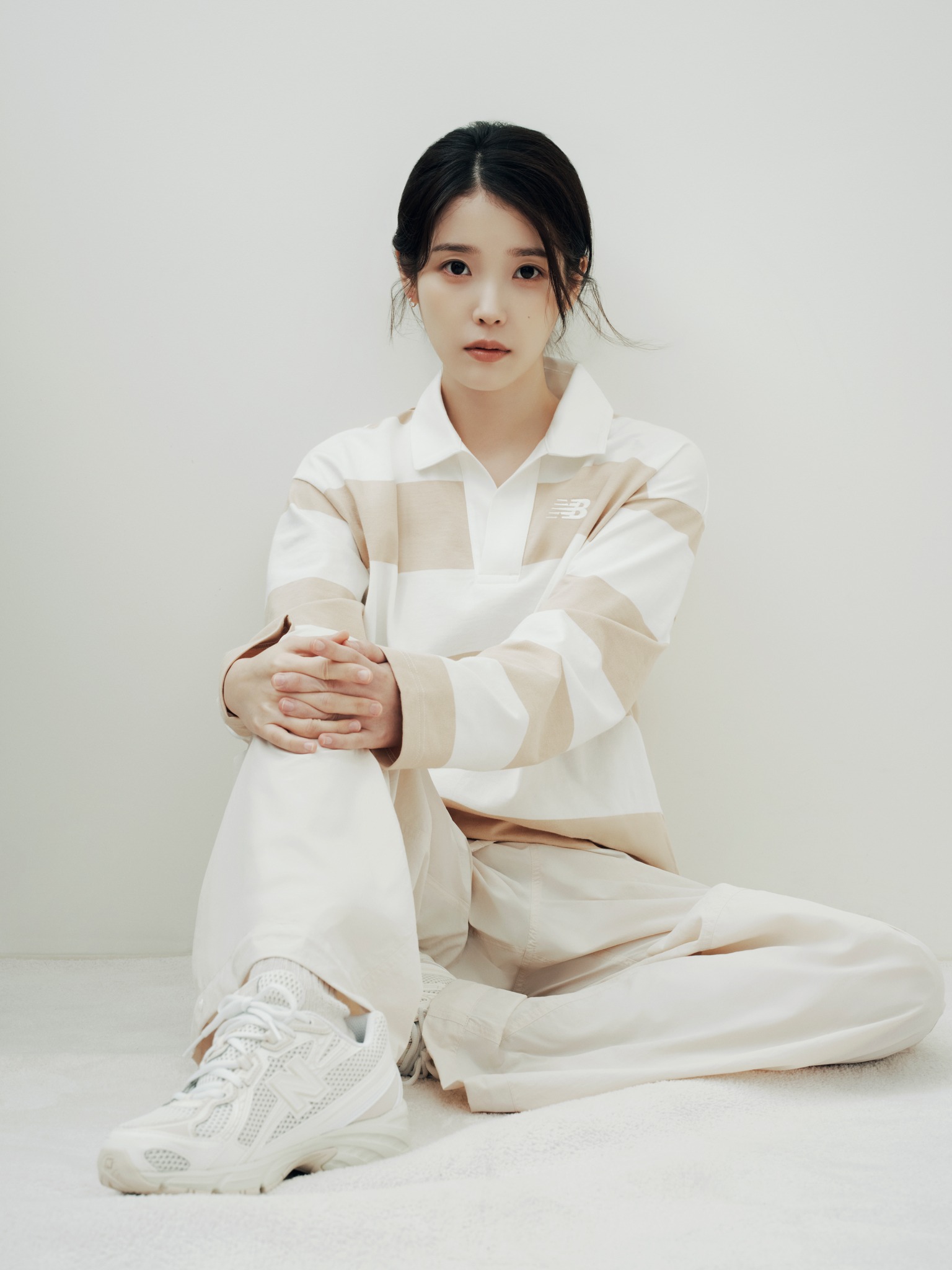 [잡담] 아이유 뉴발란스 새 화보 | 인스티즈
