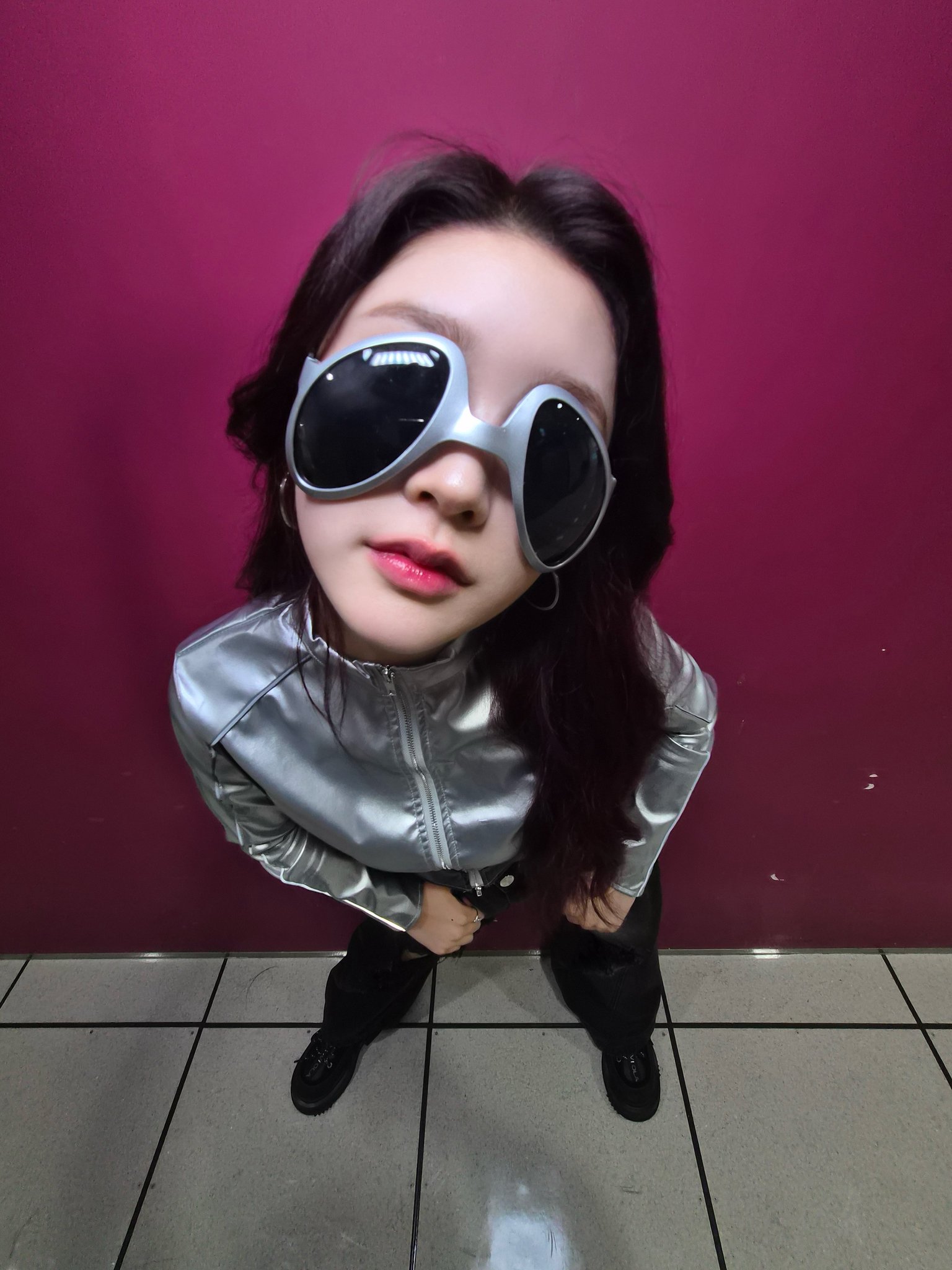 [잡담] 에이나 사진찍는폼 ㄹㅇ 기대를저버리지않음 | 인스티즈