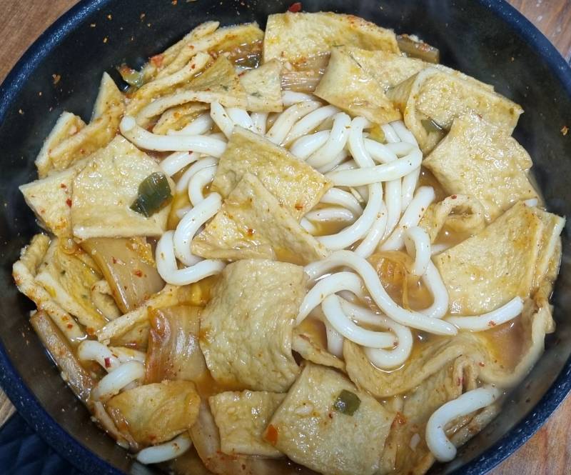 [잡담] 김치우동 만들엇는데 맛없어보이지? | 인스티즈