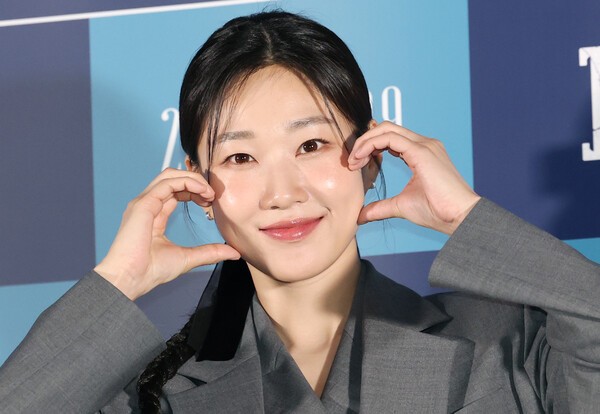 [정보/소식] [단독] 하윤경, 드라마 '아파트'로 첫 주연 확정... 지성과 연기 호흡 | 인스티즈
