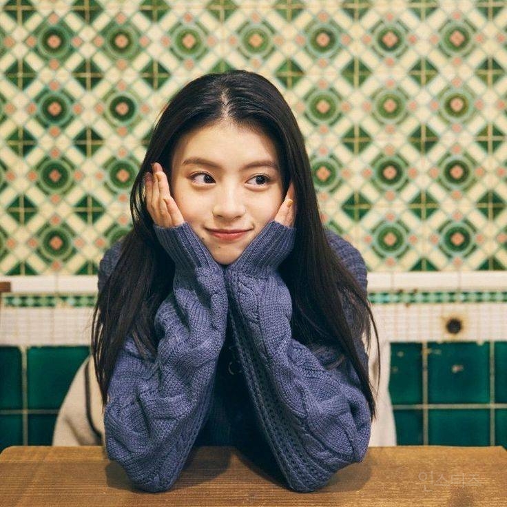 요즘 일본에서 완전 라이징으로 떠오르고 있는 여자 배우.jpg | 인스티즈