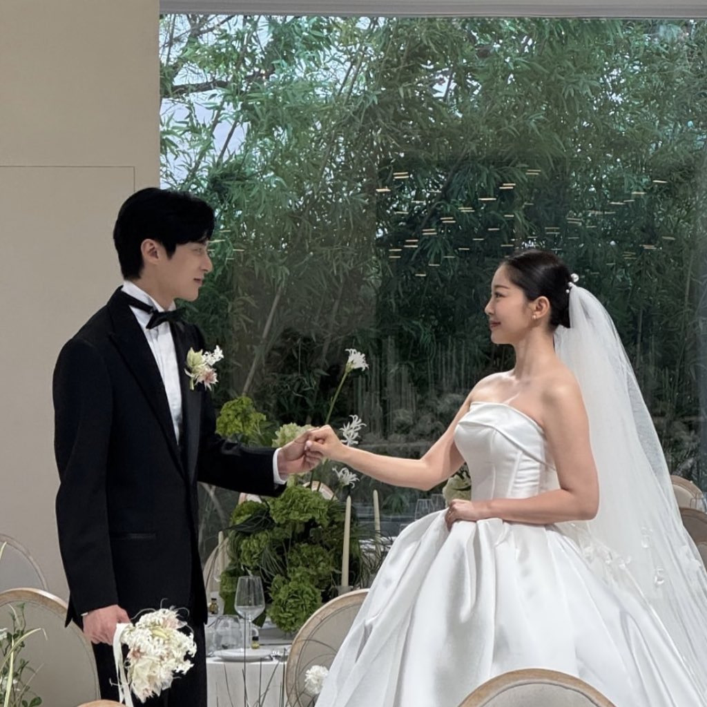 [잡담] 윤선우&김가은 잘어울린다 결혼식사진임 | 인스티즈