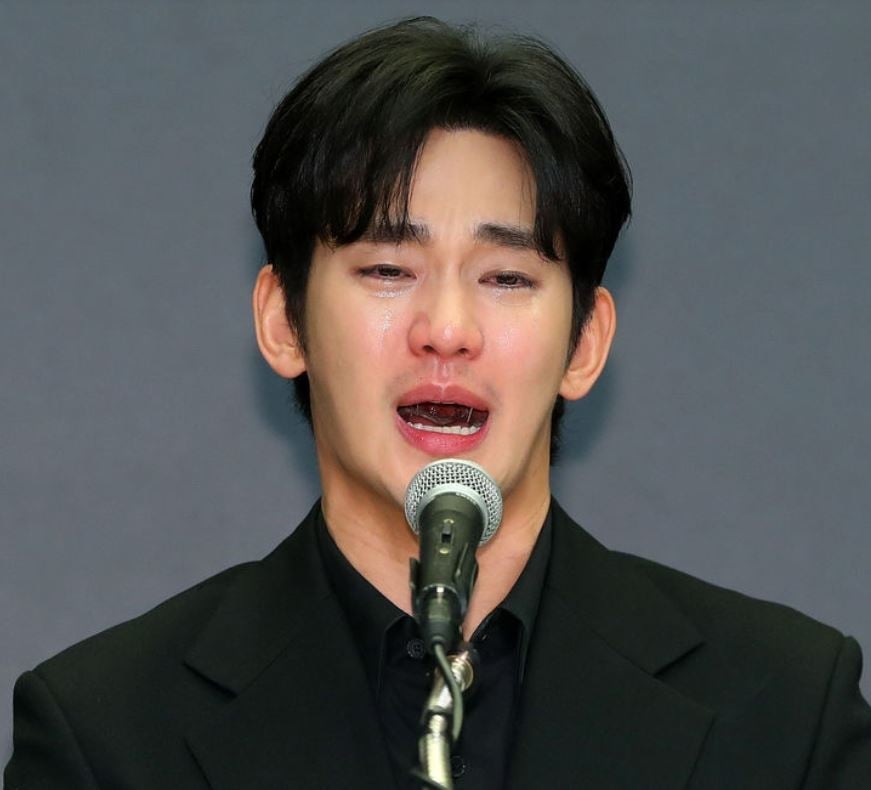 [정보/소식] 김수현 측 "미성년 김새론과 단 하루도 교제하지 않았다…대국민 사기 범죄” | 인스티즈