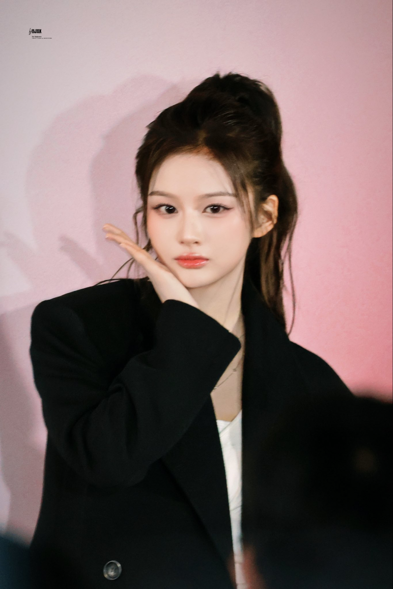 ㄹㅇ 비현실적이었던 H&M 행사 엔믹스 설윤........jpg | 인스티즈