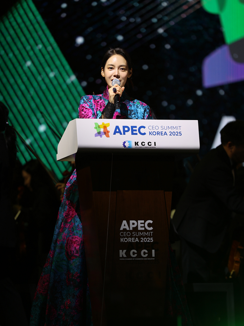 APEC CEO 서밋 코리아 2025 공식 진행자로 발탁된 안현모 | 인스티즈