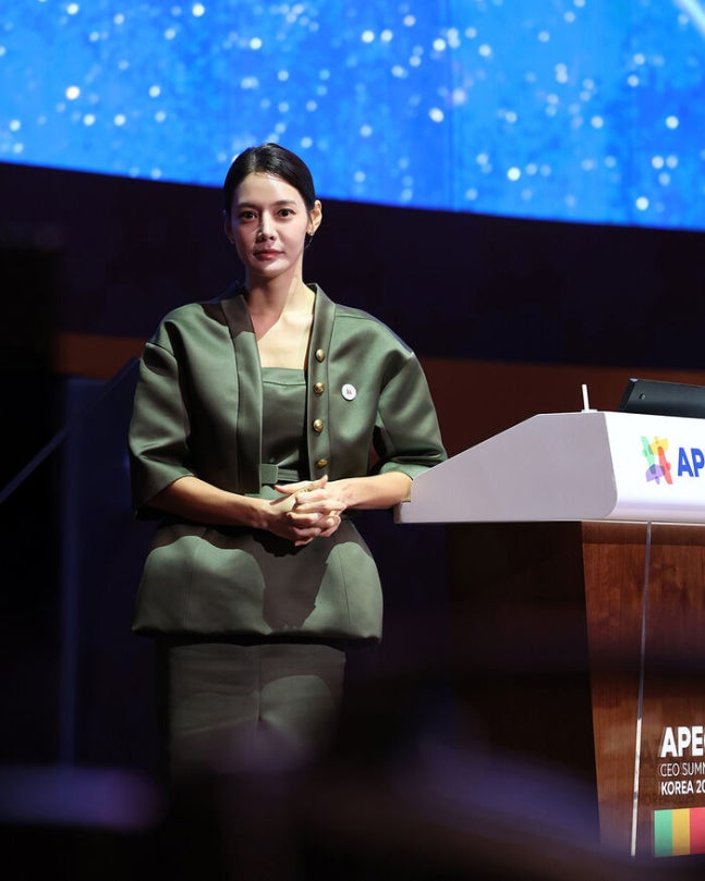 APEC CEO 서밋 코리아 2025 공식 진행자로 발탁된 안현모 | 인스티즈