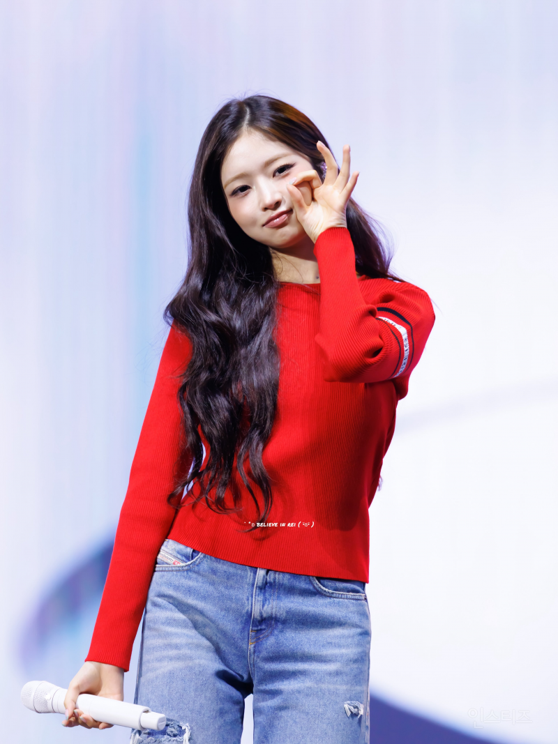 실시간 체조에서 사첵하고있는 아이브...jpg | 인스티즈