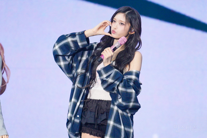 실시간 체조에서 사첵하고있는 아이브...jpg | 인스티즈