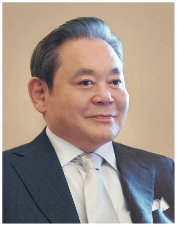 [잡담] 이건희랑 제일 닮은 자식 누구인거같음? | 인스티즈