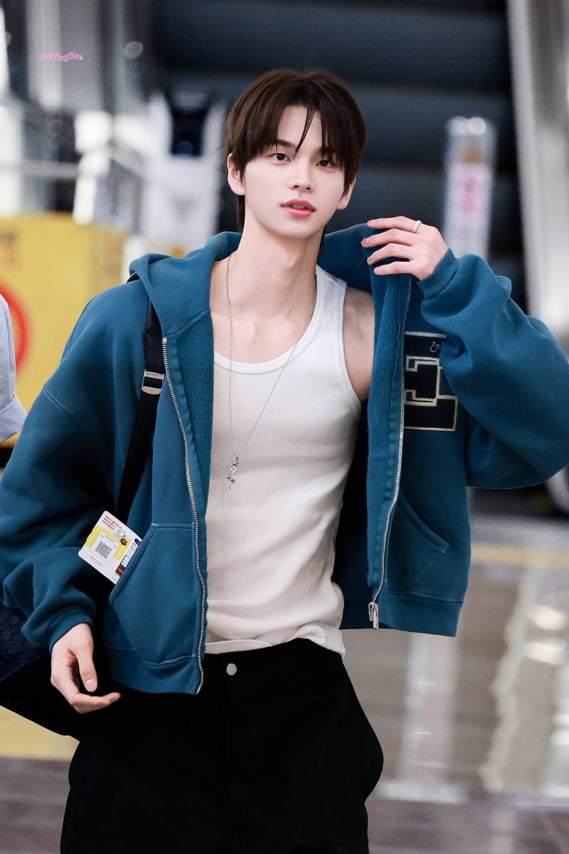 현재 sns에서 논란중인 투어스 사진..JPG | 인스티즈