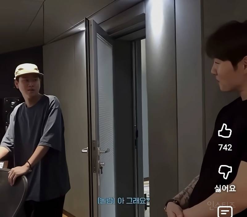 녹음실에서 녹음하다 귀신 본썰 푸는 이창섭.jpg | 인스티즈