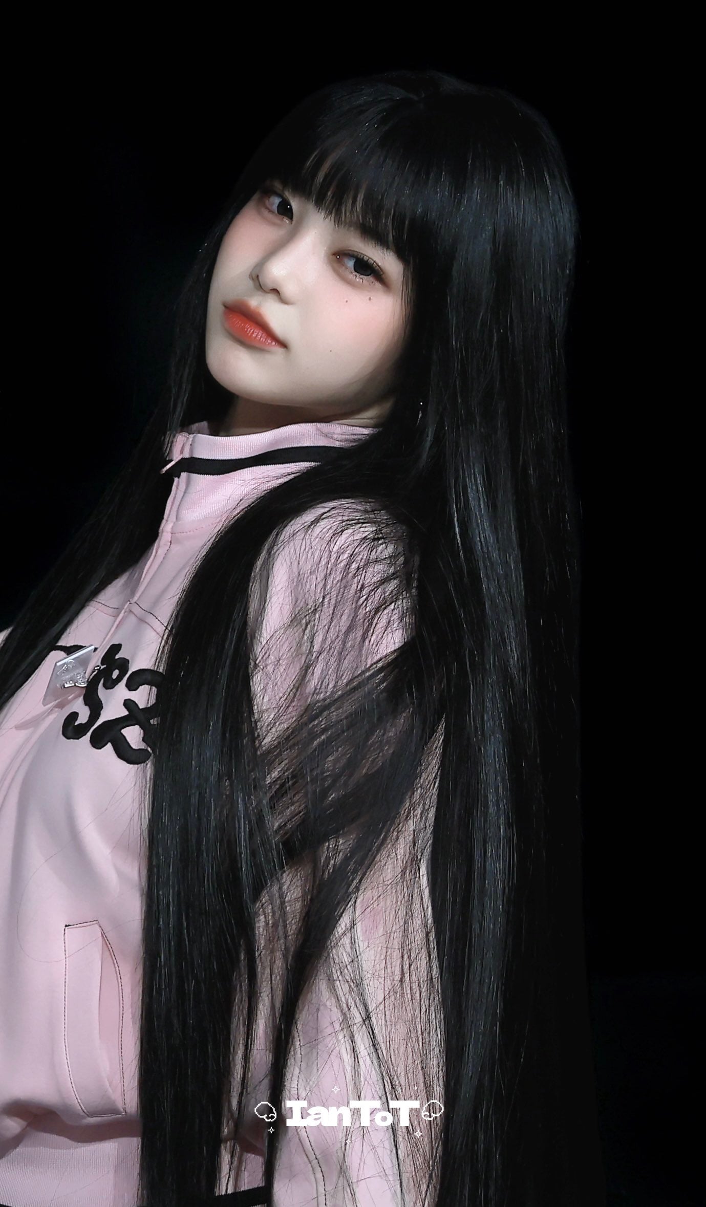 [잡담] 하투하 이안 앞머리 있는게 더 예뻐 아니면 없는게 더 예뻐? | 인스티즈