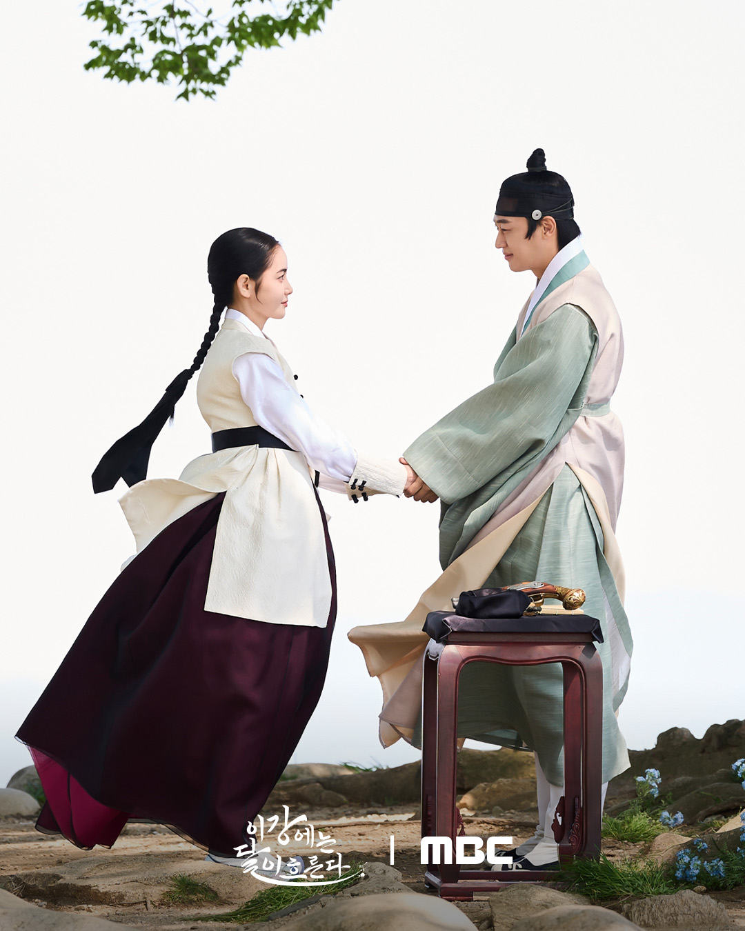 [잡담] 이강달) 뒤바뀐 영혼, 서로를 비추는 강달커플🌙사랑과 야망 사이, 뜨거운 운우커플🌧️팔도를 뒤흔들 네 남녀의 운명적 로맨스💖 | 인스티즈