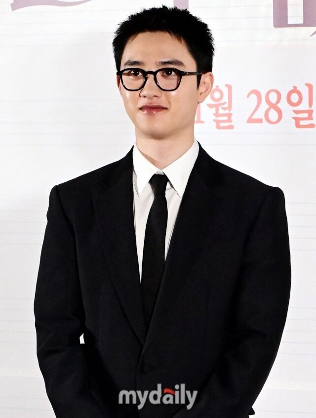 [정보/소식] [단독] 도경수, 2년 동행 마침표… 컴퍼니수수 떠난다 | 인스티즈