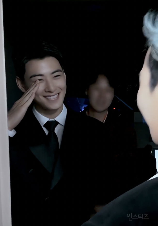 지디 자컨에 등장한 차은우 근황 .Gif | 인스티즈
