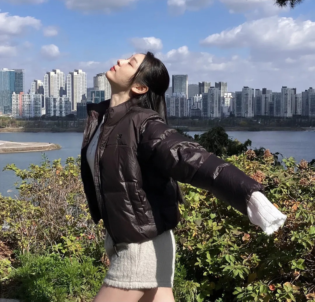 [잡담] 251106 김연아 인스타 🧡(feat 뉴발란스) | 인스티즈