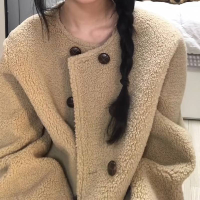 [잡담] 옷 정보 찾아주면 진심 사례할게 | 인스티즈