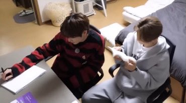 [잡담] 김준서 열심히 과외해주는 마당에 | 인스티즈