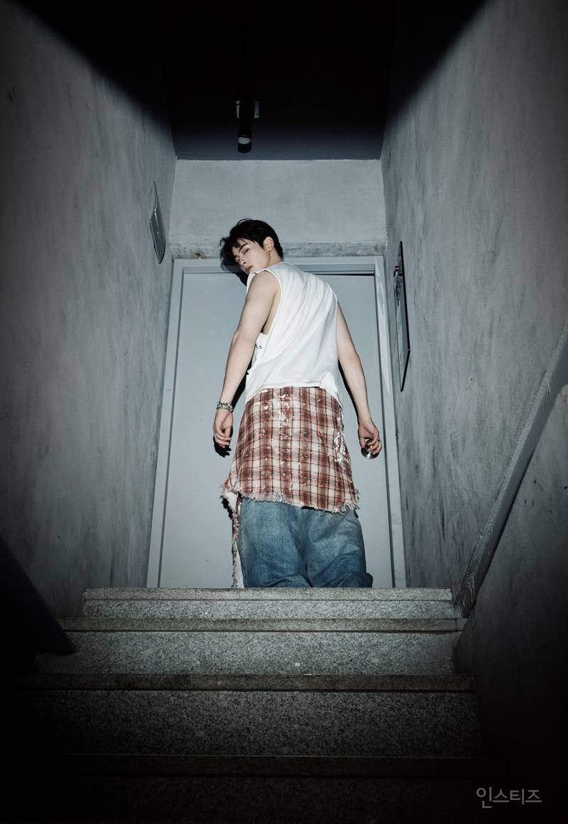 눈빛으로 서사 뚝딱이라는 차은우 컨포.jpg | 인스티즈