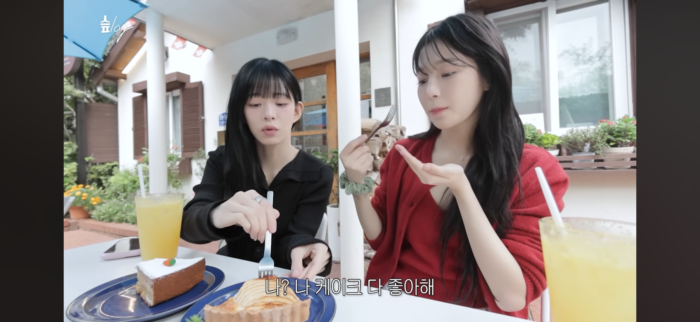 [잡담] 여돌은 진짜 맛있는걸 조금먹나봐 프미나 빵집 먹은양봐 | 인스티즈
