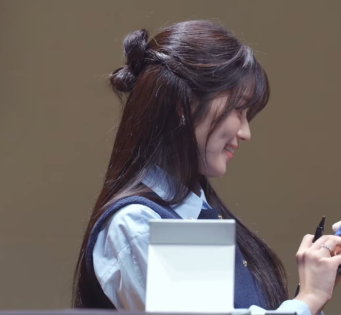 [잡담] 내년 김혜윤 모습 예상해봄 | 인스티즈