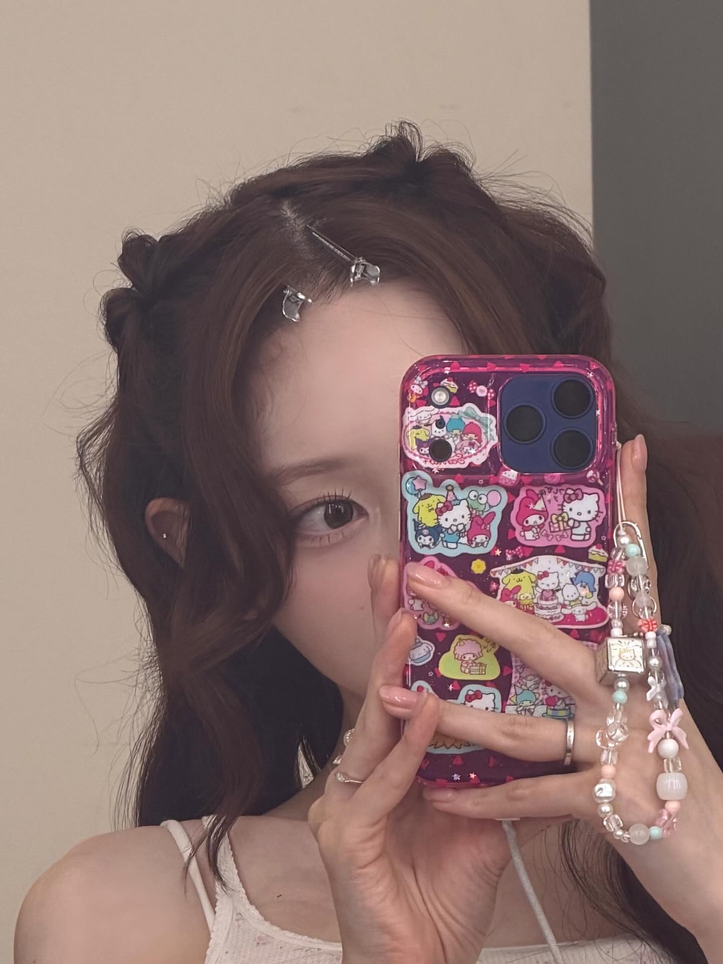 [잡담] 올데프 영서 귀엽고 깜찍한거 진짜 좋아하나보네ㅋㅋㅋ | 인스티즈
