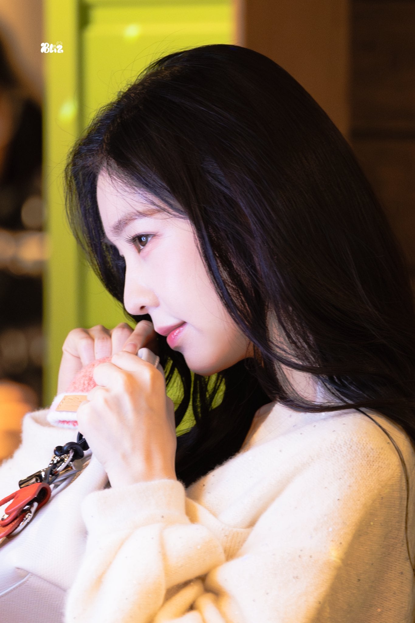 [잡담] 오늘자 아이린 롱샴 팝업스토어 | 인스티즈