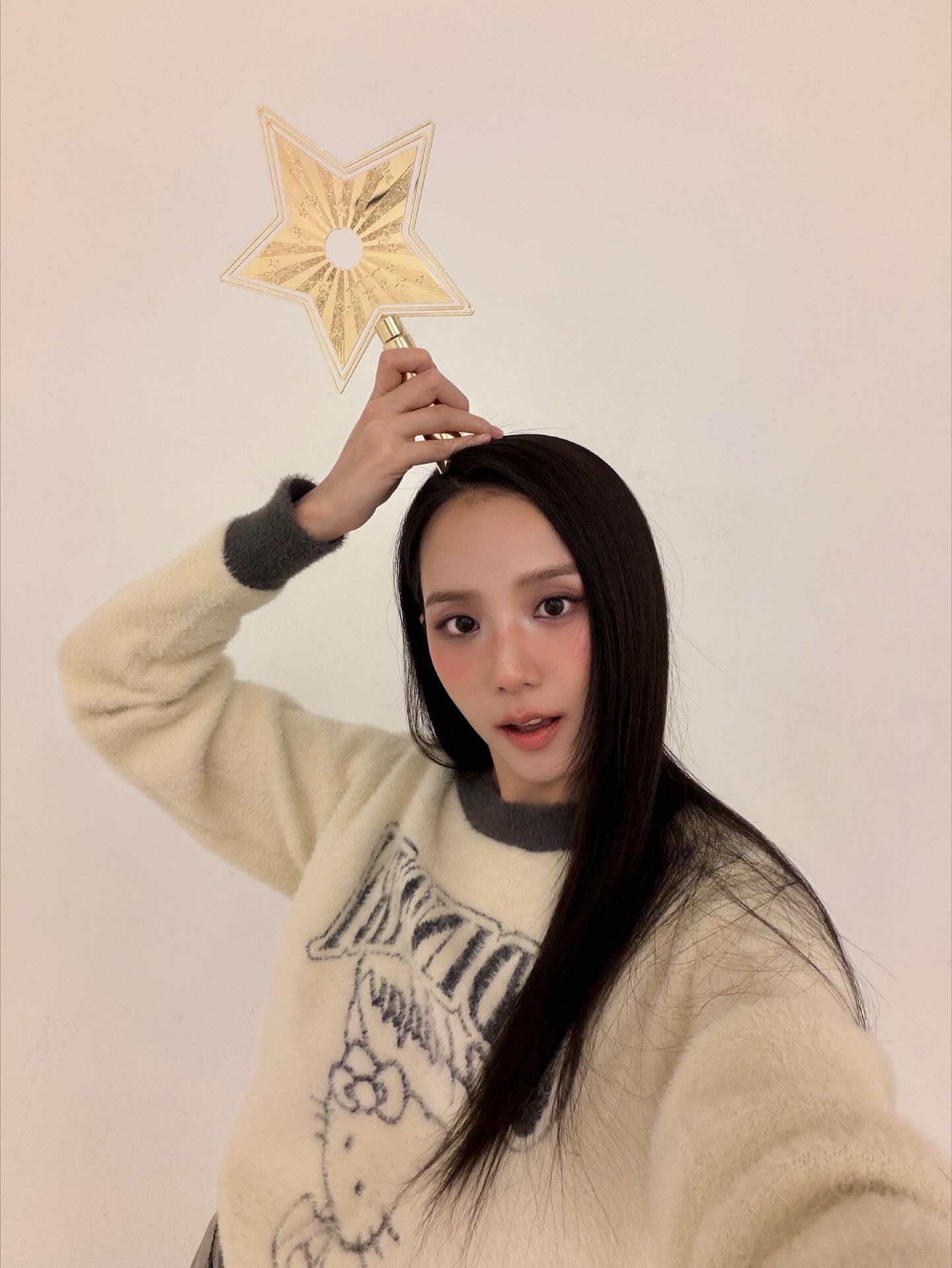 [잡담] 251010 지수 인스타 ✨💫🌟 | 인스티즈