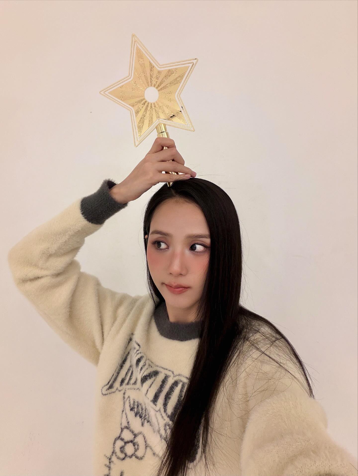 [잡담] 251010 지수 인스타 ✨💫🌟 | 인스티즈