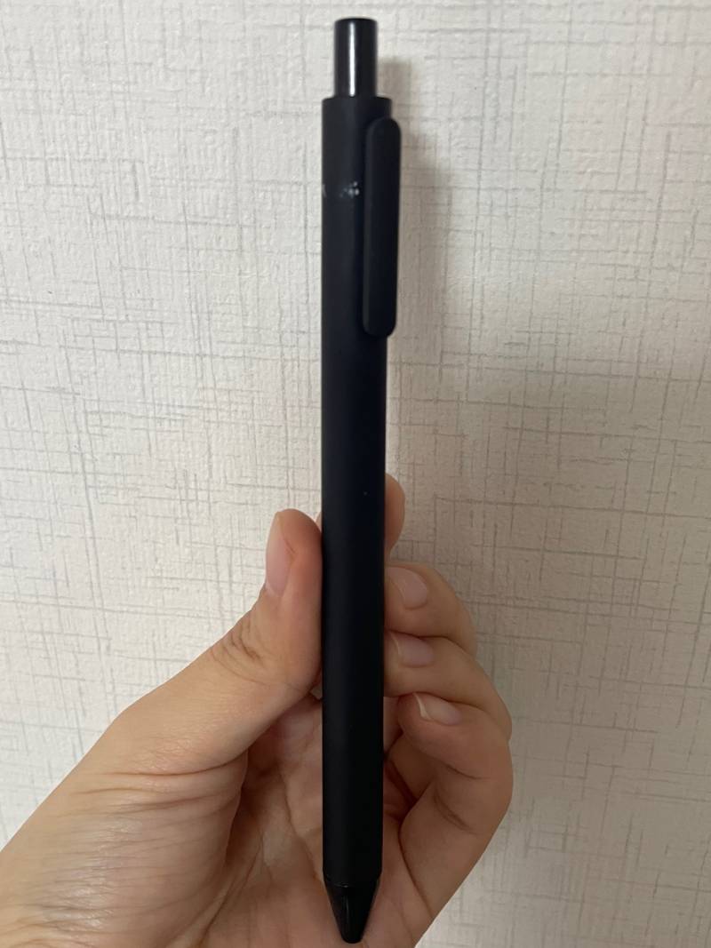 [잡담] 혹시호옥시 이 볼펜 어디껀지 알아?? 도와줘ㅠㅠ | 인스티즈