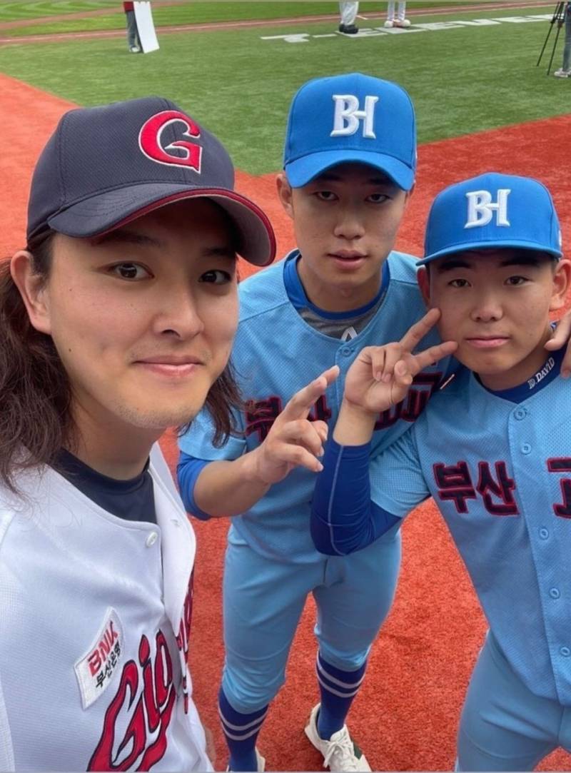 [잡담] 원중선수와 부산고 얼라들 | 인스티즈