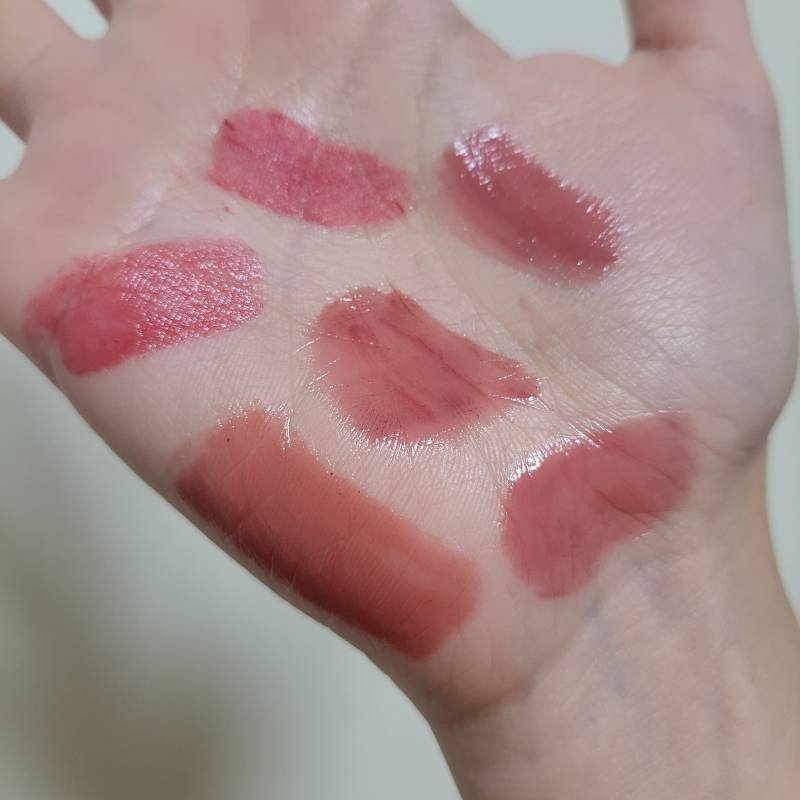 [잡담] 있잘쓰 하려고 갖고있는 립 발색해보는데 다 개비슷해 | 인스티즈