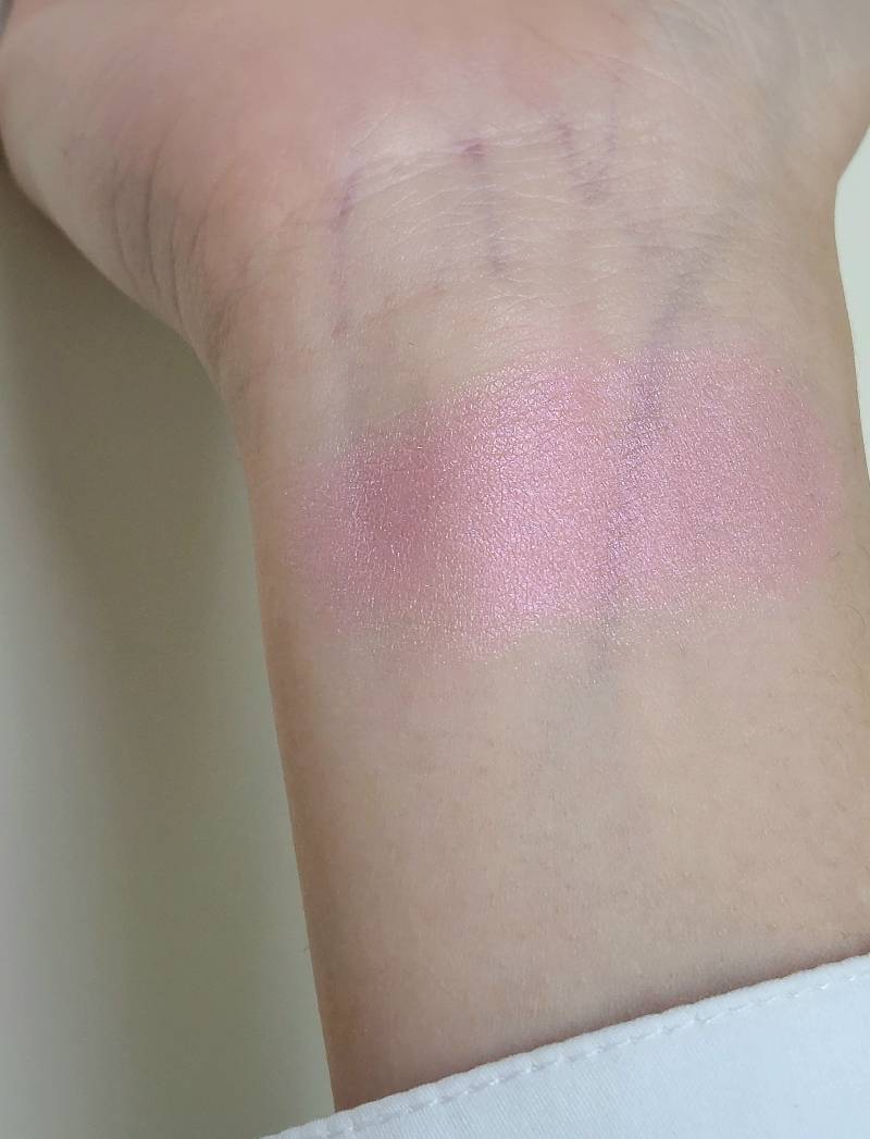 [잡담] 블러셔 산거 너무 예뻐ㅠㅠ | 인스티즈