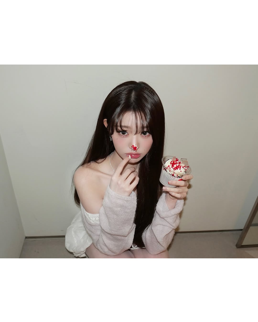 [잡담] 251114 장원영 인스타 🧁🎀🎃 👻 | 인스티즈