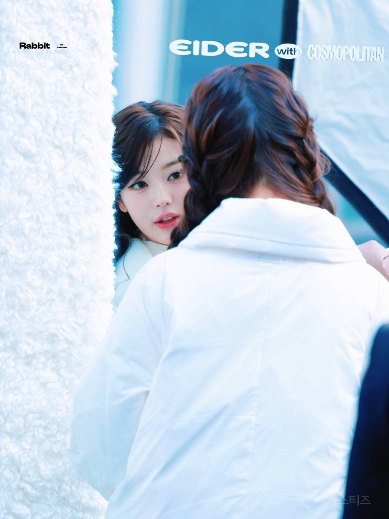 오늘 아이더X코스모폴리탄 캐시미어 트레일러 팝업 포토콜 행사 참석한 아이브 장원영 | 인스티즈