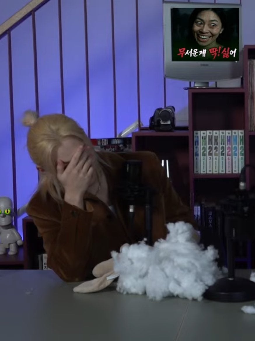 [정보/소식] 유병재 무딱싫 라이브 나와서 인형 터트린 아이돌 (반갈죽) | 인스티즈