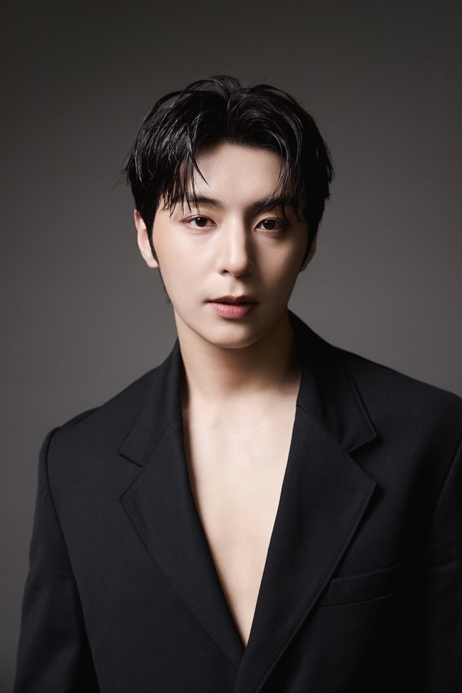 [정보/소식] 골든차일드 출신 최성윤(Y), 솔로 앨범 준비…오크컴퍼니와 전속계약 [공식] | 인스티즈