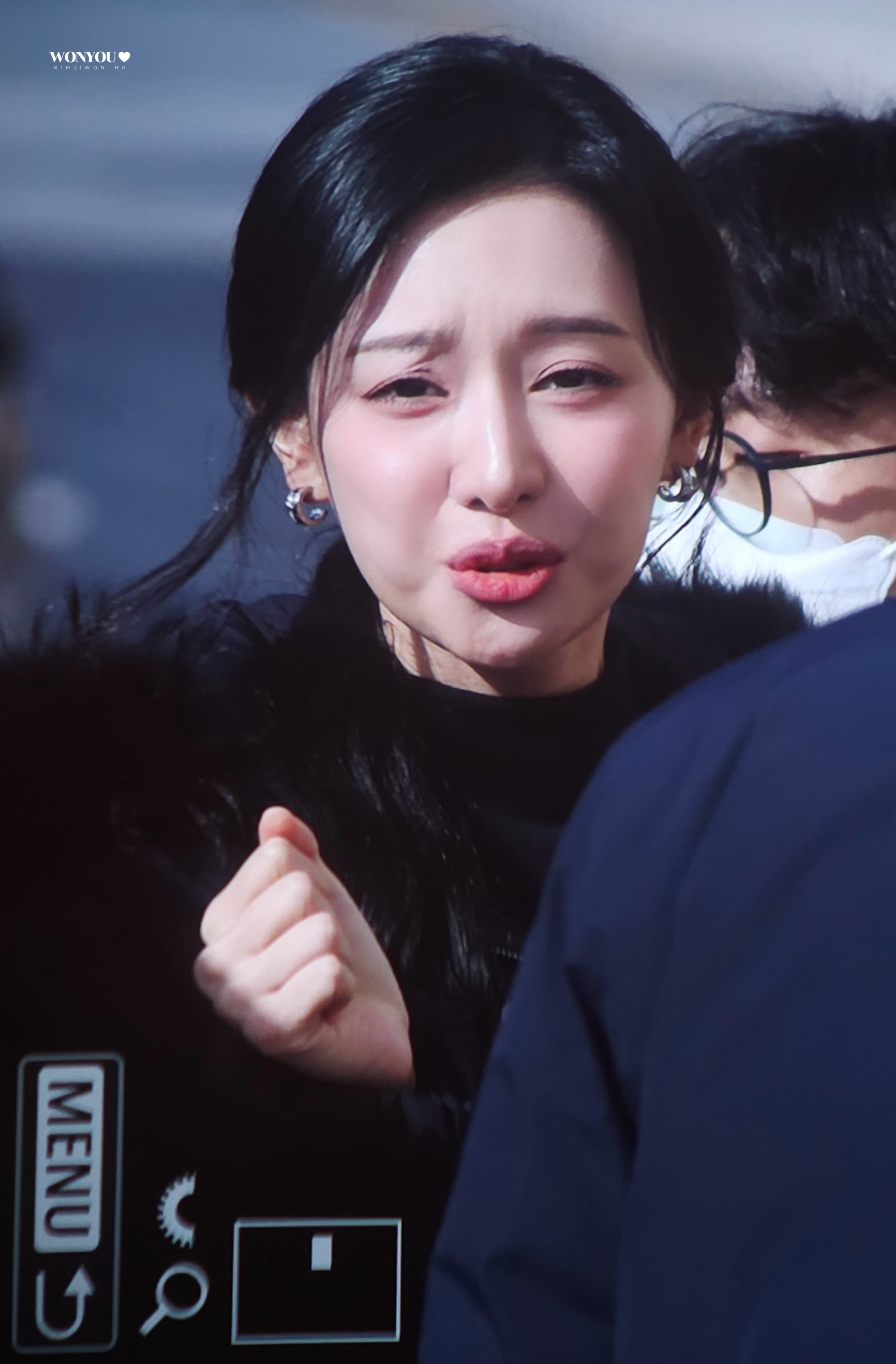 [잡담] 251117 김지원 듀베티카 포토콜 행사 사진들 | 인스티즈