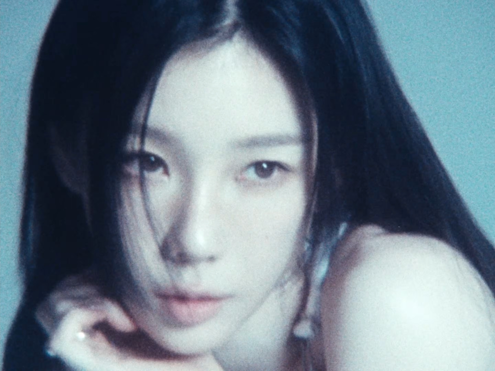 [잡담] 태연 트레일러 미모 장난없다 | 인스티즈