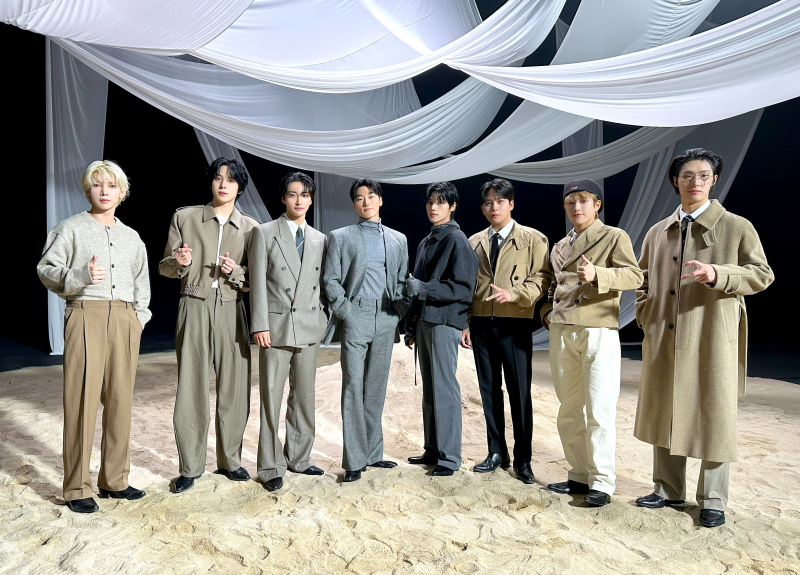 팬송 가사 더 잘 보여주려고 마블 번역가 섭외해온 에이티즈 | 인스티즈