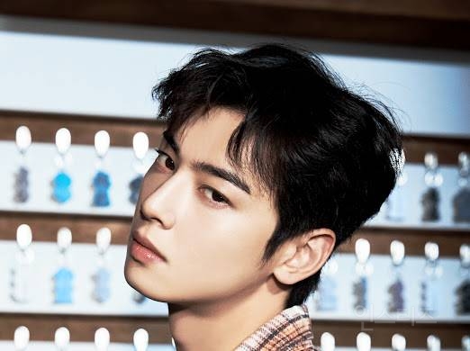 아이즈 매거진이 풀어준 차은우 선물 짤.jpg | 인스티즈
