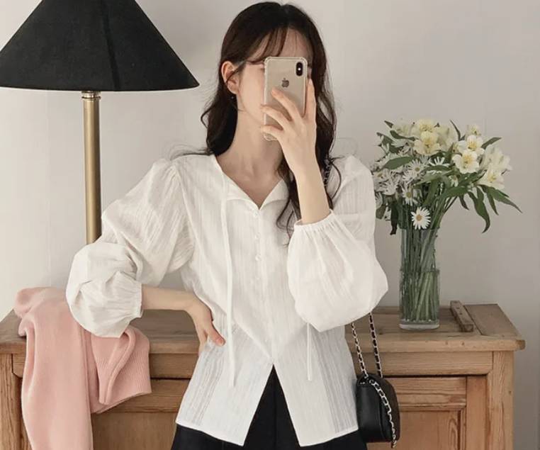 [잡담] 이 블라우스 요즘엔 못 입을까.......?? 🥺 한번 봐줘 | 인스티즈