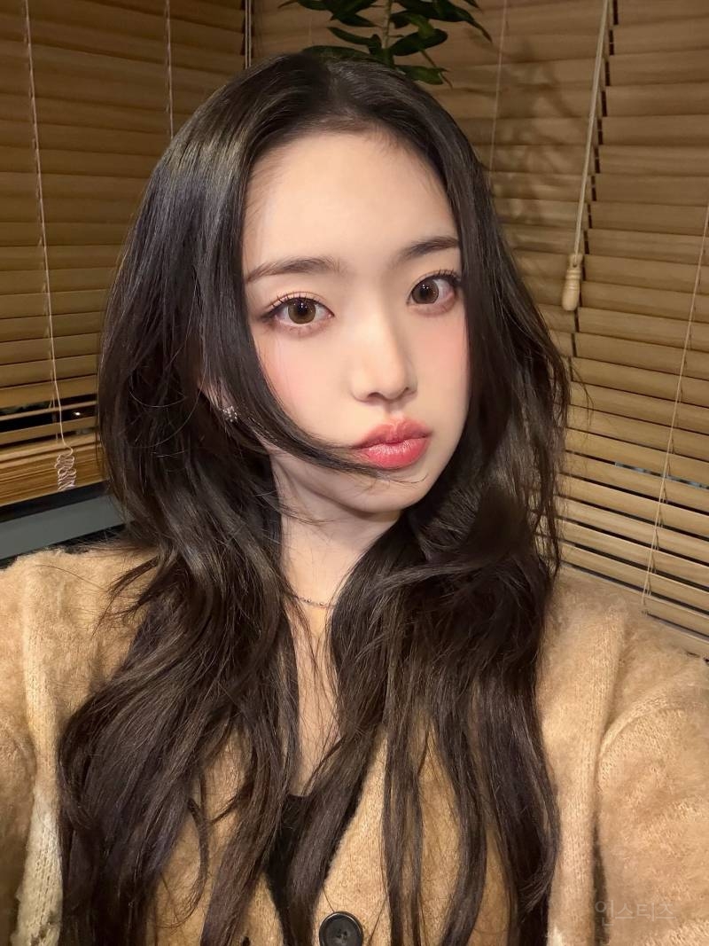 반에 이런 여자아이 있음 당장 고백해야겠지…… | 인스티즈