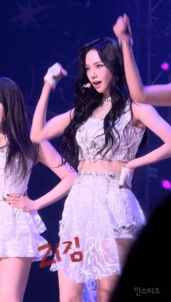 팬들 폰카에 찍힌 에스파 카리나 실물 수준jpg | 인스티즈