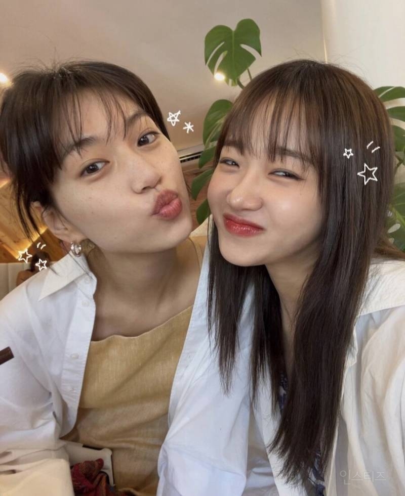 여전한 찐친 모먼트가 훈훈하다는 김도연 최유정 .jpg | 인스티즈