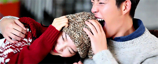 [잡담] 신민아 김우빈 지오다노 봐.... 개잘어울려ㅠㅠ | 인스티즈