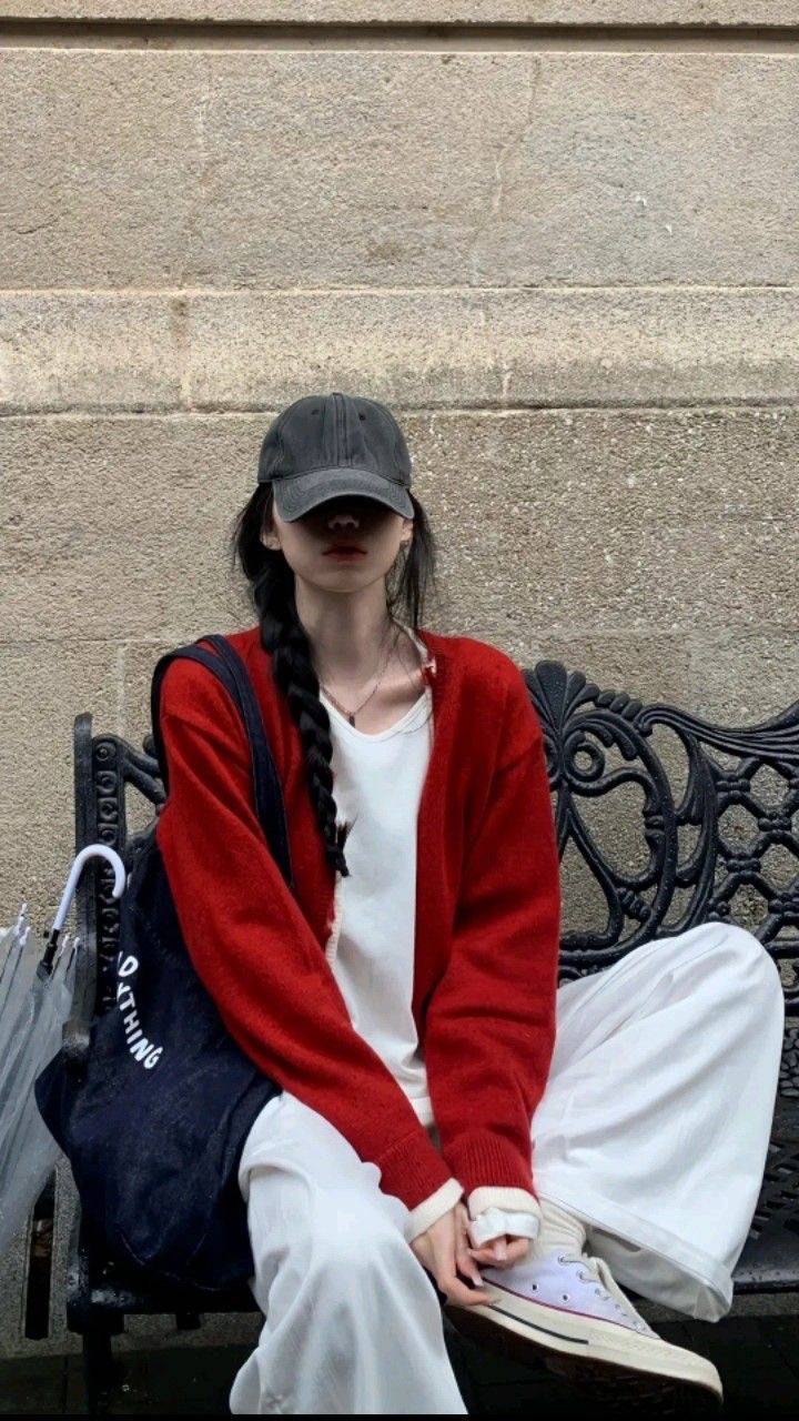 [잡담] 자기가 인플루언서 좀 잘 안다 싶은 익들아 이 사람 도대체 누구임 | 인스티즈